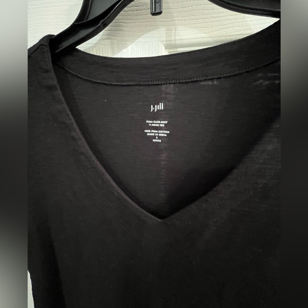NWT J Jill Pima Cotton 100% Knit Black V-neck Petite Small Tee - Picture 5 of 8